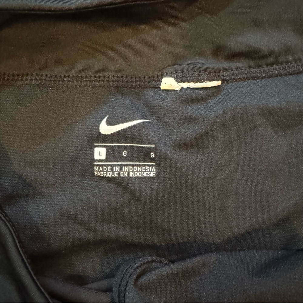 Nike Black Running Shorts - Picture 3 of 4